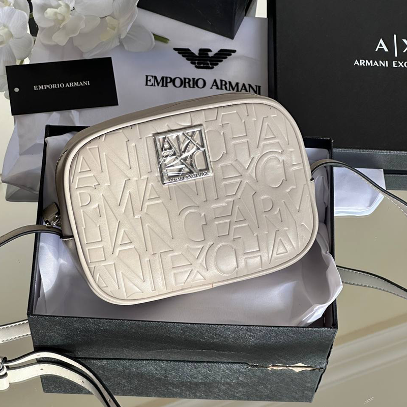 کیف دوشی زنانه Armani - تصویر 7